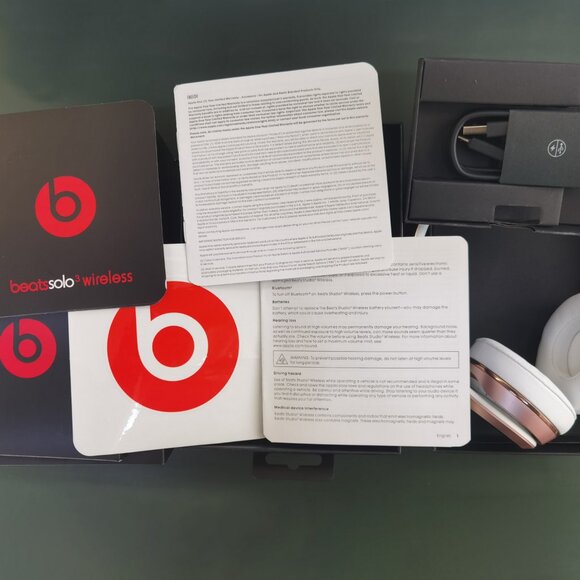 Beats Solo3 Wireless Headband Bluetooth Bass Used Running 98 New - Picture 6 of 15